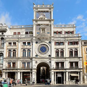https://san-marco-luxury-bellevue-luxury-rooms.hotelinveneto.com